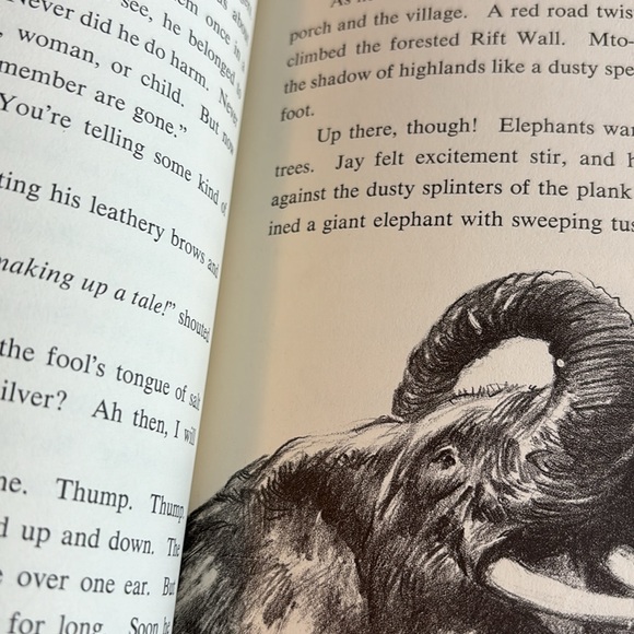 Mighty Mo By Jocelyn Arundel Hardcover Book - Picture 16 of 16